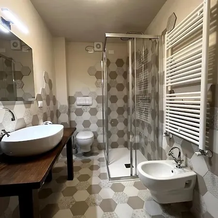Casa Herema Accogliente Rifugio In Borgo Montano * Irma
